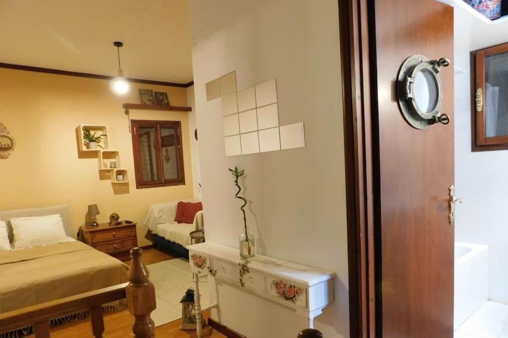 Apartamento Marco Polo'S Mooring Cozy Navy House Anavyssos Exterior foto